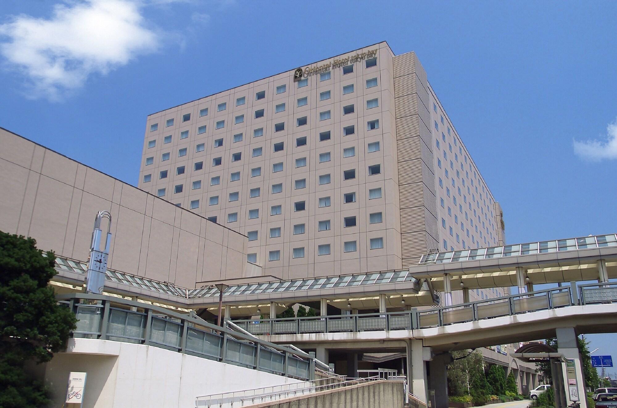 Oriental Hotel Tokyo Bay Urayasu Exterior photo